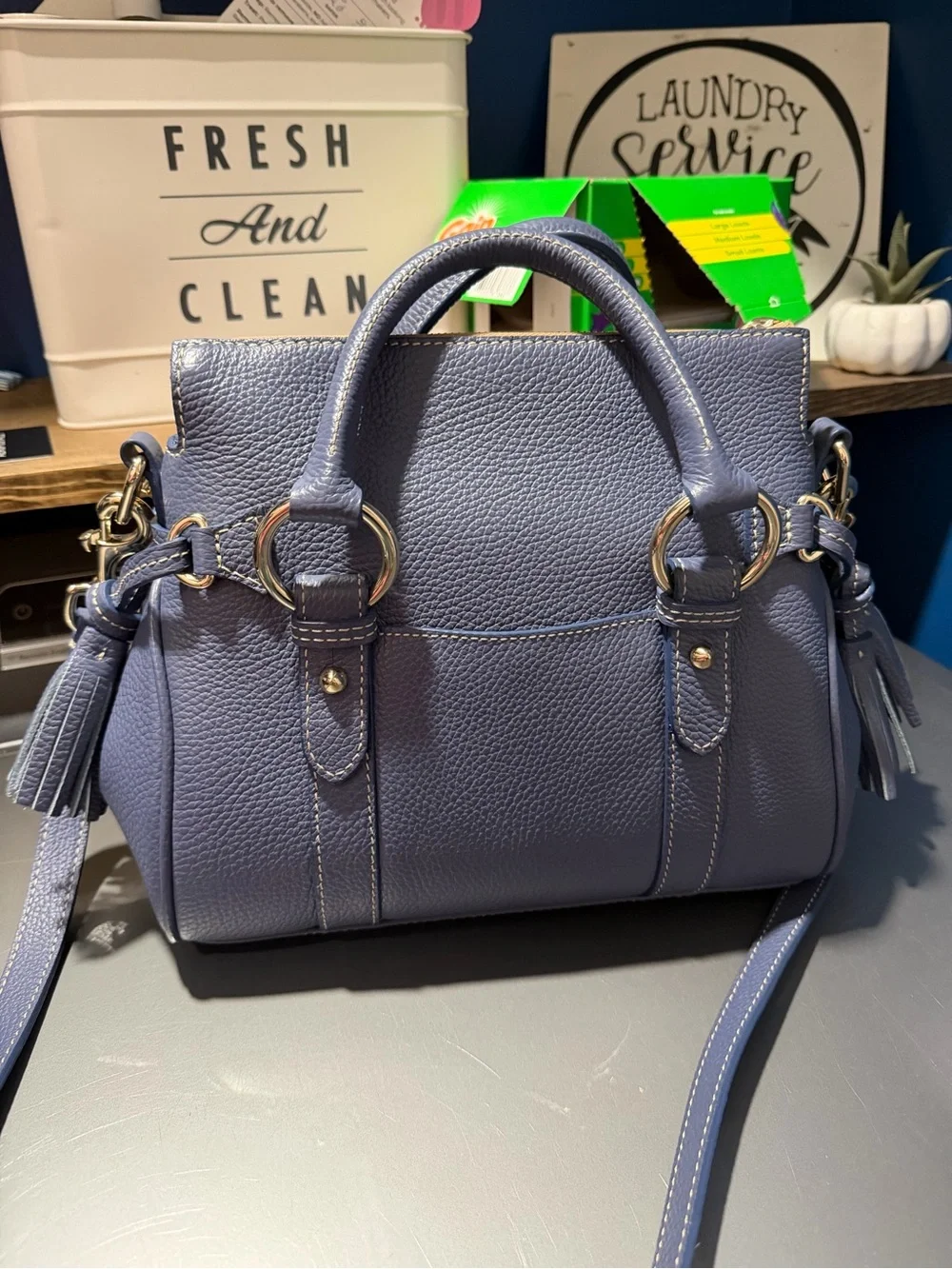 Dooney & Bourke pebbled leather